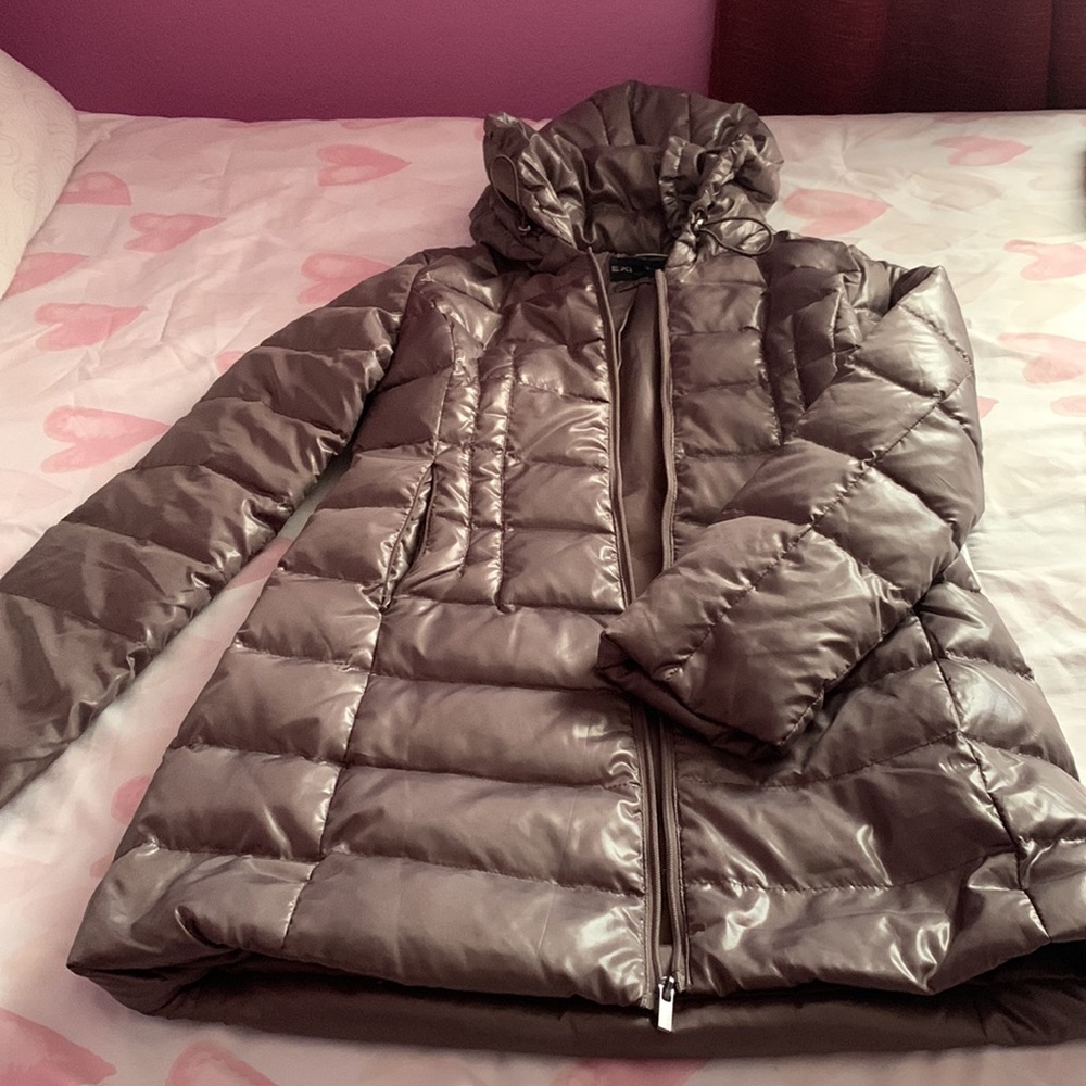 Selling jacket - Picture 2 of 4